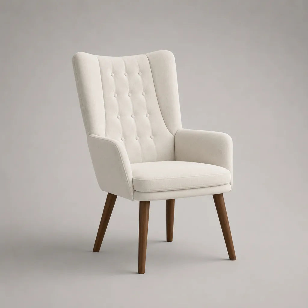 Poltrona imbottita in tessuto ecru con piedi in legno marrone scuro, 75 × 82 × 105 cm